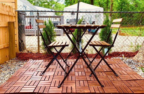 Charlotte House | Cozy Tiny Home located 15 minutes from uptown Charlotte!nnPet friendly!