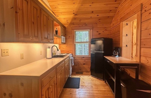 Rangeley Cabin | Cozy Up Cabin - Close to Downtown Rangeley