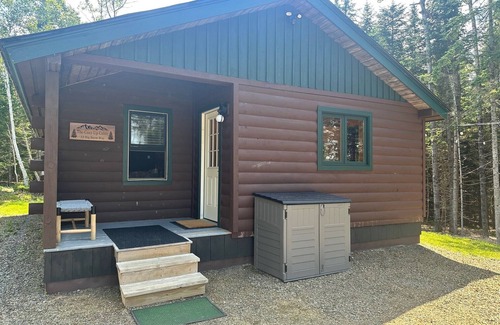 Rangeley Cabin | Cozy Up Cabin - Close to Downtown Rangeley