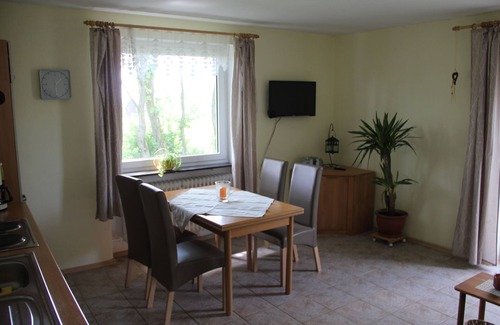 Wunsiedel Apartment | Cozy vacation apartment (48sqm) with covered balcony