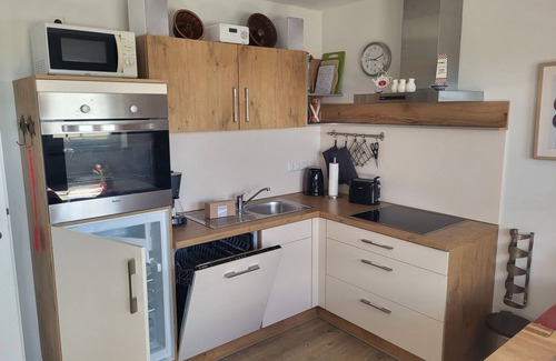 Stolpe Apartment | Cozy vacation apartment The Landhof Wildrose LH-306 in a rural setting -