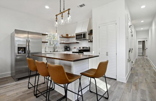 Bay St Louis House | Cozy Vacation Rental in Old Town Bay St Louis Unit C