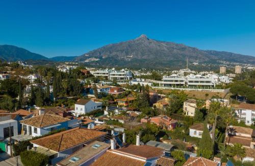 Nueva Andalucia House | Cozy villa in Marbella with private pool and close to Puerto Banus