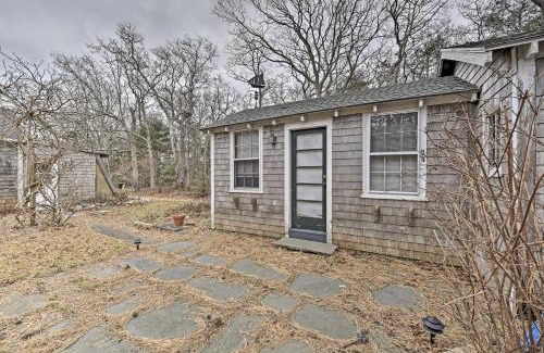 Tisbury House | Cozy Vineyard Haven Cottage Less Than 1 Mi to Beach!