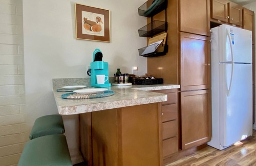 Haven Green Valley East Villa | Cozy Vintage Two Bedroom Villa In Green Valley
