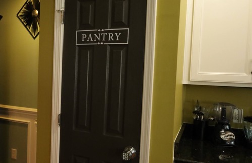 Charlotte House | Cozy, Well-Decorated Home in Quiet University Area