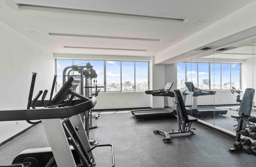 La Julia Apartment | CozyFamilyHome, 3BR, 3.5BTH, 3Parking, Pool, GYM