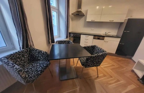 Weißgerber Apartment | CozyNite Premium Apartment Hundertwasser