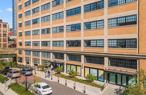 Downtown Pittsburgh Apartment | Cozysuites Modern 1BR Downtown Pittsburgh