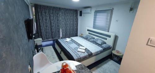 Mahala Apartment | Cozzy apartment near the Aiport Podgorica