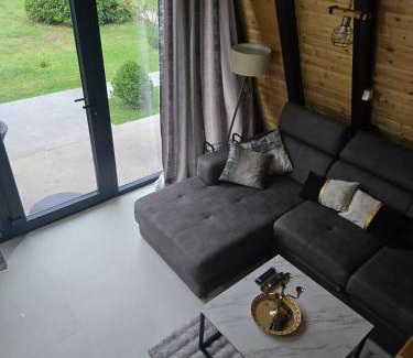 Mahala Apartment | Cozzy LUX apartment near the Airport Podgorica