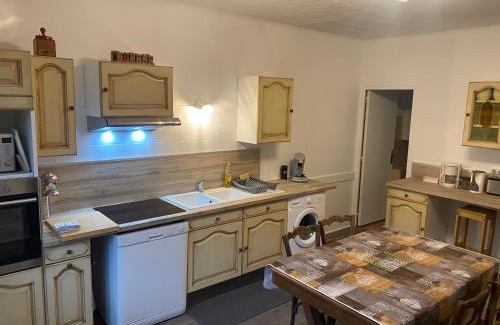 Saint-Agnan-en-Vercors House | Crème
