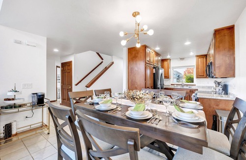 Ledgeview House | CR East River Drive House