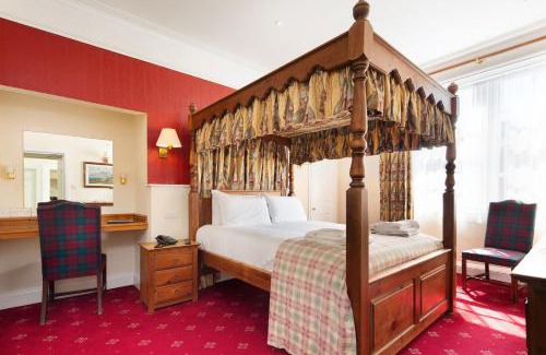Whitby Hotel | Crab Hall