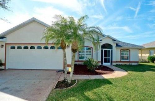 Trailer Estates House | Craig House with Heated Pool on small lake