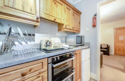 Oakford House | Craigfryn