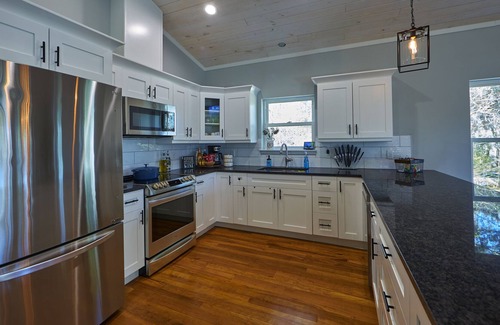 Old Town House | Crane's Landing- Riverfront property. Close to multiple springs