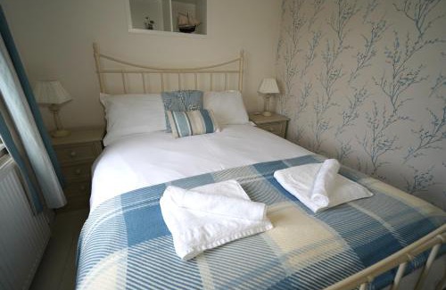 Carnlough House | Cranny Cottage Carnlough