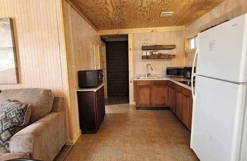 Fremont Cabin | Crappie Cabin - Fremont, WI