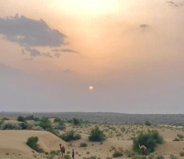 Amar Sagar Pol House | Crazy Camel Hotel & Safari
