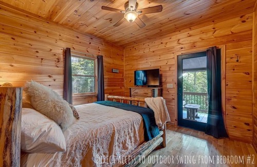 Morganton Cabin | Create Memories! Near Blue Ridge Lake*Hot Tub*Game Room*Firepit