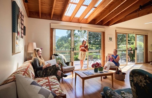 Warburton House | Create@Warburton connect, create, relax