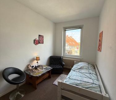 Western Ring Area House | Creative Art Room
