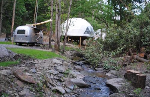Cosby House | Creekside Airstream Retreat In The Smokies