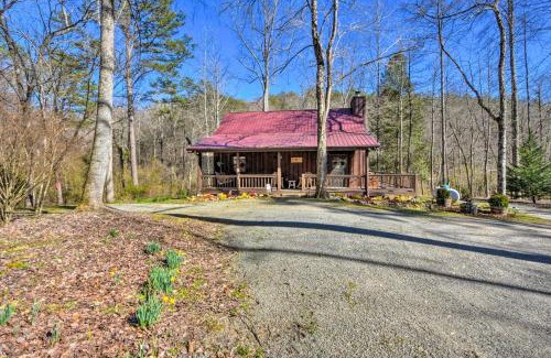 Foxfire Estates House | Creekside Cabin in the Blue Ridge Mountains!