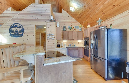 Blairsville House | Creekside Country Escape: Pickleball & Game Room!