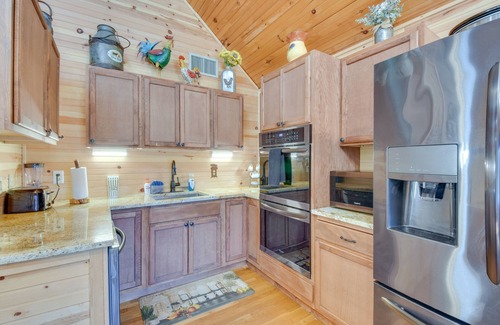 Blairsville House | Creekside Country Escape: Pickleball & Game Room!