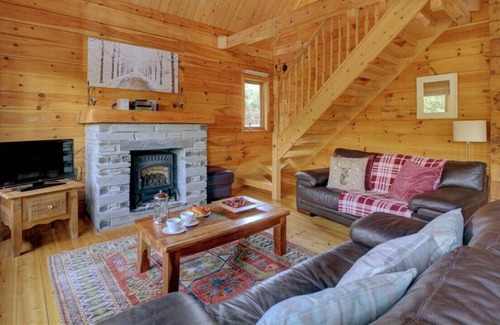 Little Petherick House | Creekside - Three Bedroom House, Sleeps 6
