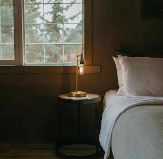 Eagle Terrace Hotel | Creekside Villa