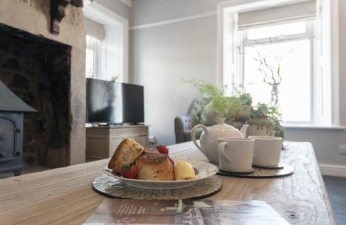 Craster House | Creel Cottage, Craster