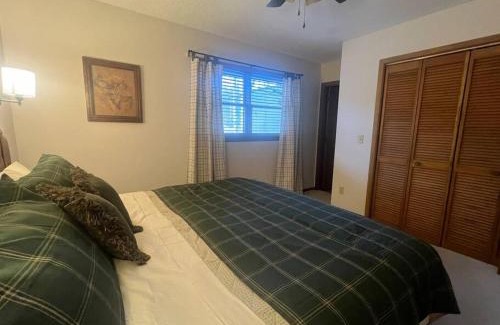 Franklin House | Crescent Ridge gated golf with fast wifi and fireplace