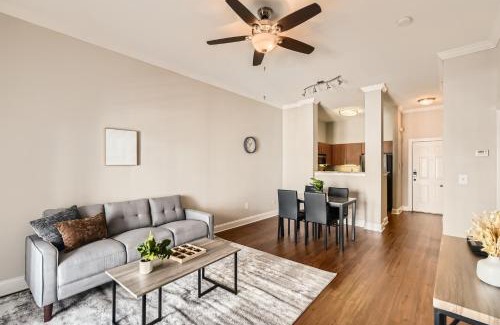 Old Fourth Ward Apartment | Crest At Midtown 4514 L 1 Bedroom 1 Bathroom