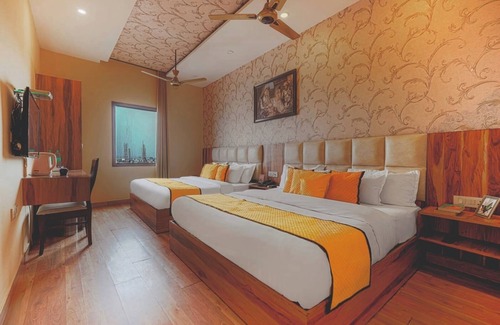 Amritsar Hotel | Crestline Sallow Club