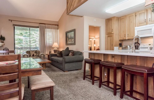 Mammoth Lakes Condo | Crestview B46