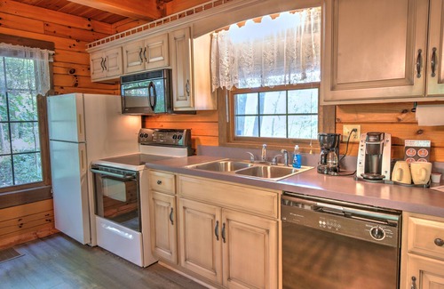 Millersburg Cabin | Cricket Hill Lodge & Cabins