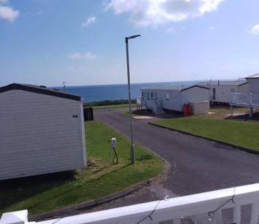 Crimdon House | Crimdon dene bay view holiday home NO SMOKING NO PETS