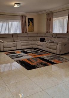 Freetown Bed & Breakfast | Crisba B&B