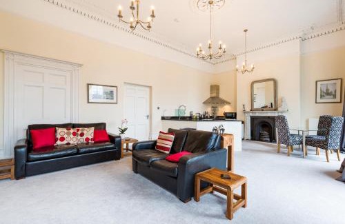 Cheltenham Apartment | Croft House - By Luxury Apartments
