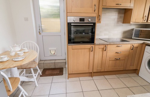 Timsbury Cottage | CROOKED WELL, family friendly, character holiday cottage in Timsbury