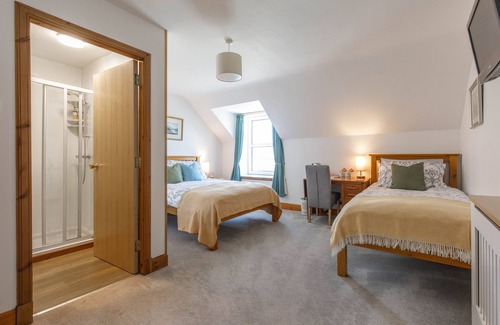 Isle of Lewis Hotel | Cross Inn
