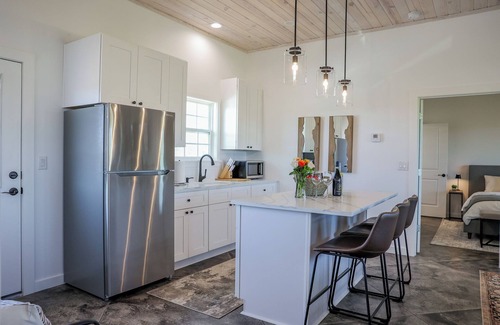 Fredericksburg Cottage | Cross Mountain Cottages 3 | Cozy Porch & Pavilion