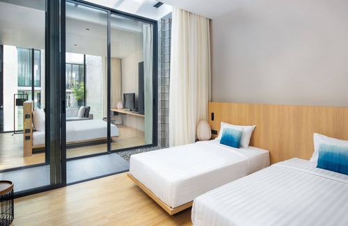 Bang Sare Hotel | Cross Pattaya Oceanphere