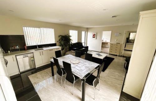 Pokeno Apartment | Cross Roads
