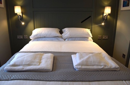 Goldsithney Hotel | Crown Inn