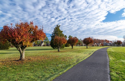Lake Tansi Condo | Crown Resorts Lake Tansi West 2 Bed, 2 Bath Condo w/1 Queen, 2 Full Beds