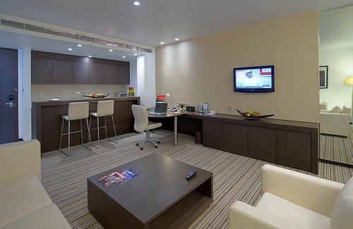 Abu Dhabi Hotel | Crowne Plaza Abu Dhabi Yas Island by IHG